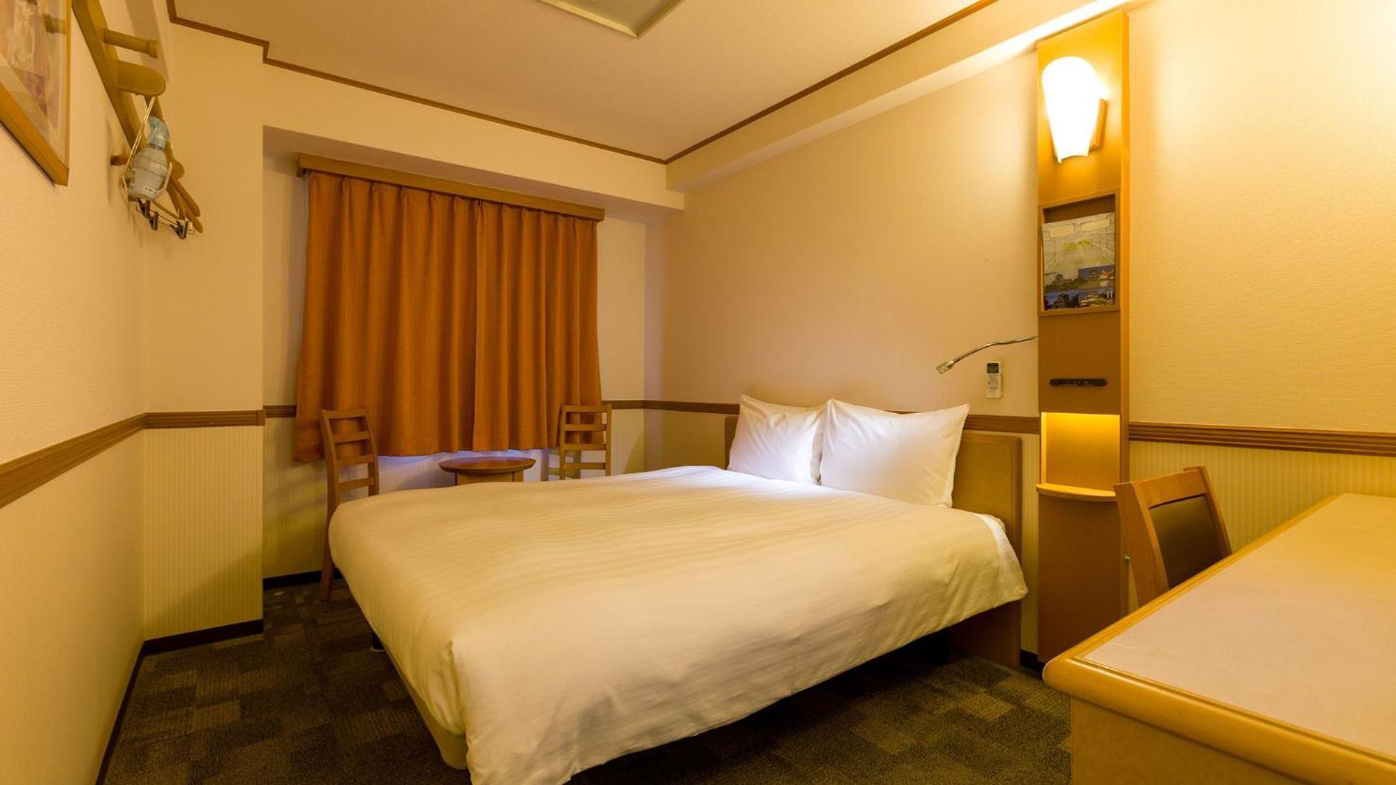 Toyoko Inn Chiba Minato Ekimae Habitación foto